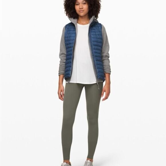 Size 12 Blue Lululemon Pack it Down Vest - Picture 1 of 6